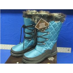 Snow-tech winter boots size 7