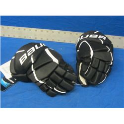 Bauer hockey gloves junior size