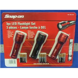 Snap-On 3 piece  flashlight set/ batteries inc.
