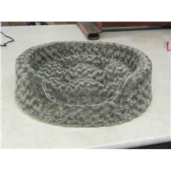 Pet Bed / great for small dogs or cats