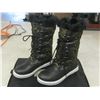 Image 1 : Women's Winter Boots size 8