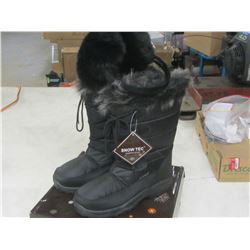 Snow tech Women's winter boots size 9 waterproof