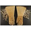 Image 2 : Vintage Rosebud Sioux Beaded Gauntlet Gloves