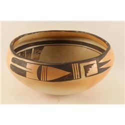 Pueblo Polychrome Pot