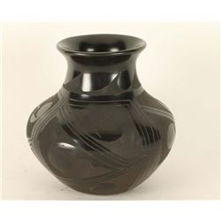 Mata Ortiz Blackware Pot
