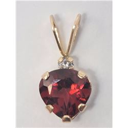 $200 10kt Garnet