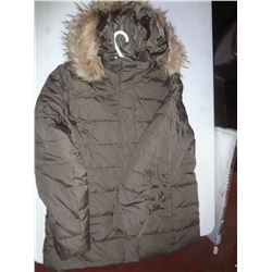 Ladies Green Winter Coat Size XL