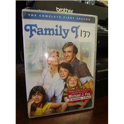 (NEW) Family Ties Season 1