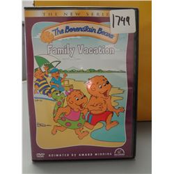 Used The Berenstain Bears Family Vacation