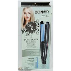 CONAIR 1-1/8" STRAIGHTENER