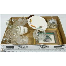 ESTATE FLAT OF COLLECTIBLES INCLUDING VINTAGE