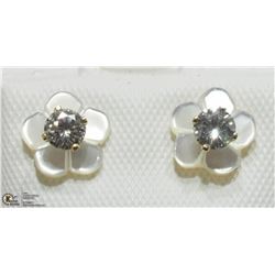 8) 14K YELLOW GOLD DIAMOND STUD EARRINGS