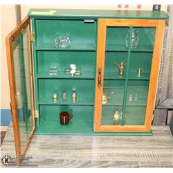 WOODEN KNICK KNACK SHELF & CONTENTS.