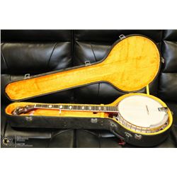 DEGAS 5 STRING BANJO WITH CASE , TUNER AND PICKS