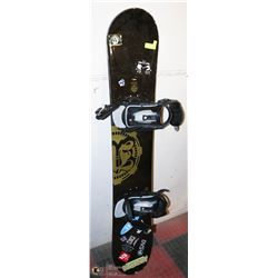 SNOWBOARD WITH BINDINGS 159 CM