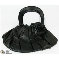 WOMENS BLACK PURSE ON CHOICE