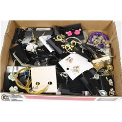 FLAT OF NEW EARRINGS 40 PAIRS IN TOTAL