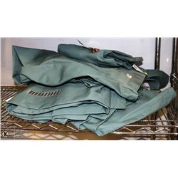 STACK OF SIZE 40 X 30 BIG BILL PANTS