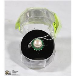 AKOYA  PEARL  AND EMERALD RING SIZE 8