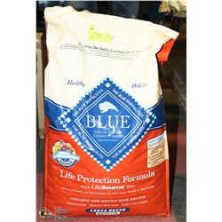 BLUE BUFFALO ADULT SENIOR 30LB DOG FOOD