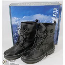PAIR OF WINDRIVER BOOTS SIZE 12 - UP TO -25