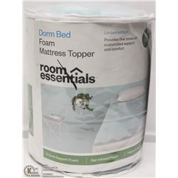 ROOM ESSENTIALS MATTRESS COVER XL TWIN