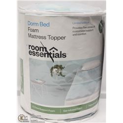 ROOM ESSENTIALS MATTRESS COVER XL TWIN