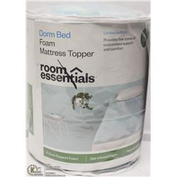 ROOM ESSENTIALS MATTRESS COVER XL TWIN