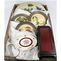 BOX W/HOME INTERIORS 4-PC WALL PLATE