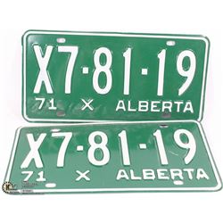 SET OF 2 NEW VINTAGE 1971 ALBERTA MATCHING LICENSE