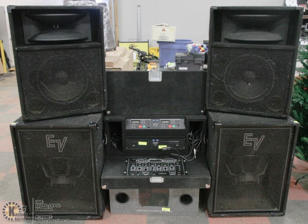 PROFESSIONAL COMPLETE DJ SET UP INCL . 4 LIGHT