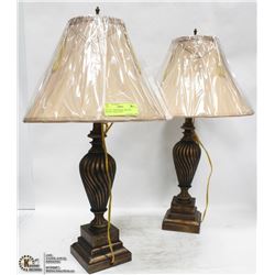 SET OF 2 SHOWHOME BRONZE RUSTIC LOOK TABLE