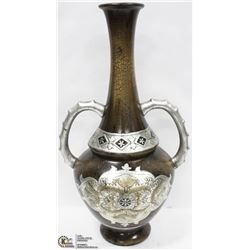 SILVER TEXTURED 2 HANDLE SHOWHOME VASE DECOR