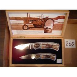 Tractor Collectable Knife Set in Box