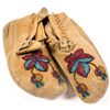 Image 1 : Floral Beaded Moccasins