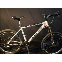 WHITE CANNONDALE SIX 27 SPEED FRONT SUSPENSION MOUNTAIN BIKE WITH REAR DISC BRAKES