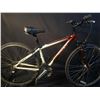 Image 1 : WHITE TREK 7100 21 SPEED FRONT SUSPENSION MOUNTAIN BIKE