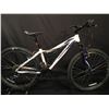 Image 1 : WHITE SPECIALIZED MYKA 21 SPEED FRONT SUSPENSION MOUNTAIN BIKE