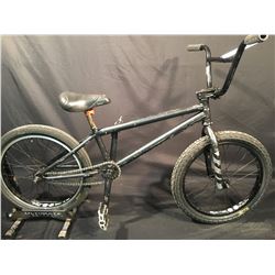 BLACK SINGLE SPEED BMX BIKE