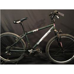GREEN DIAMONDBACK MILLENNIUM 18 SPEED FRONT SUSPENSION MOUNTAIN BIKE