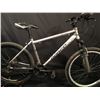 Image 1 : GREY NORCO BUSHPILOT 24 SPEED FRONT SUSPENSION MOUNTAIN BIKE WITH FULL DISC BRAKES