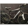 Image 1 : BLACK SCOTT SPORTSTER 24 SPEED FRONT SUSPENSION MOUNTAIN BIKE WITH FULL DISC BRAKES