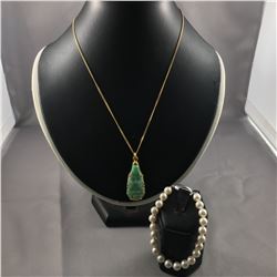 3 PIECES TTL. 1 - 22KT YELLOW GOLD & NATURAL BURMESE JADEITE PENDANT, COLOUR LIGHT GREEN WITH WHITE