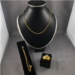 22-24 KT YELLOW GOLD CURBED LINK CHAIN 45CM LONG.  REPLACEMENT VALUE: $2700.00