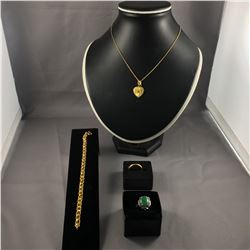 ONE LADIES 8KT WHITE GOLD NATURAL BURMESE JADEITE & DIAMOND DRESS RING SET WITH 8 SINGLE CUT