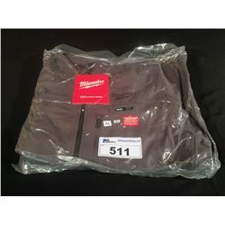 GREY MENS MILWAUKEE M12 HEATED JACKET - SIZE XL - NO BATTERY