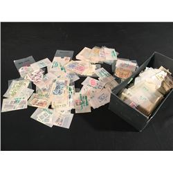 BOX OF A LARGE QUANTITY OF ASSORTED CANADIAN STAMPS