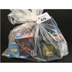 BAG OF ASSORTED STAR WARS TOYS & COLLECTABLES