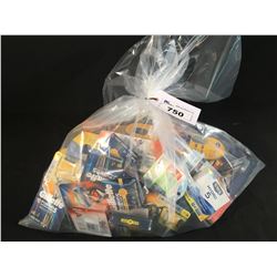 BAG OF ASSORTED RAZOR BLADES & INSOLES