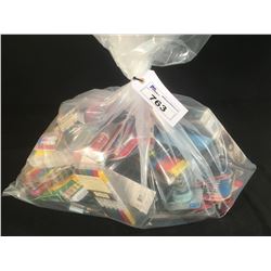 BAG OF ASSORTED ARTS & DRAWING SUPPLIES: MARKERS, PENCILS, PENS & MORE